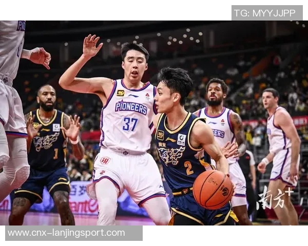 CBA激战广东东阳光迎战辽宁本钢决战赛季荣耀之巅